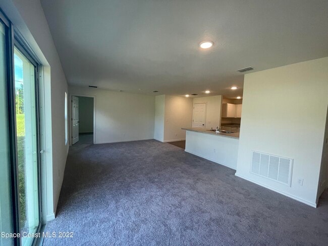 Building Photo - 1215 Hastings Rd SW