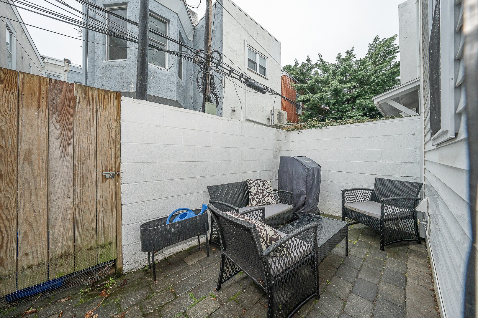 Building Photo - 759 N Judson St