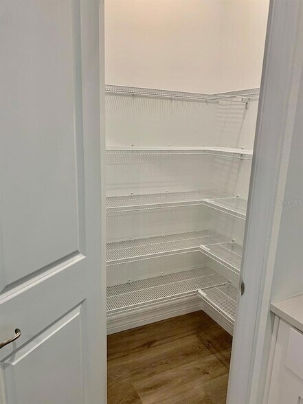 Building Photo - 21475 Seaton Ave