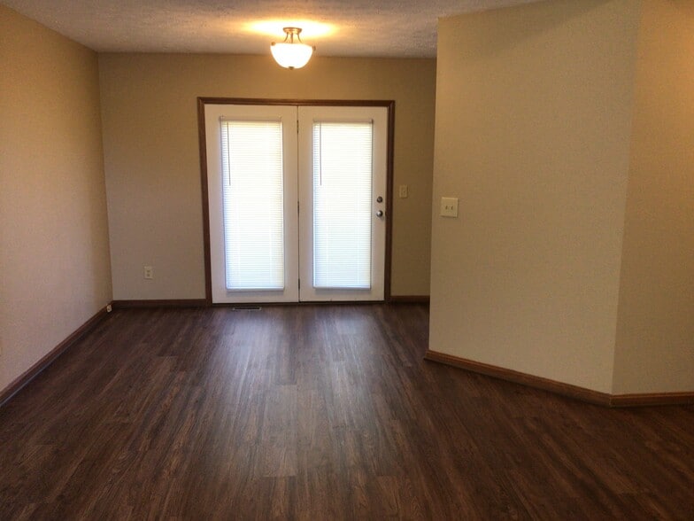 Building Photo - 4705 Norwich Ct