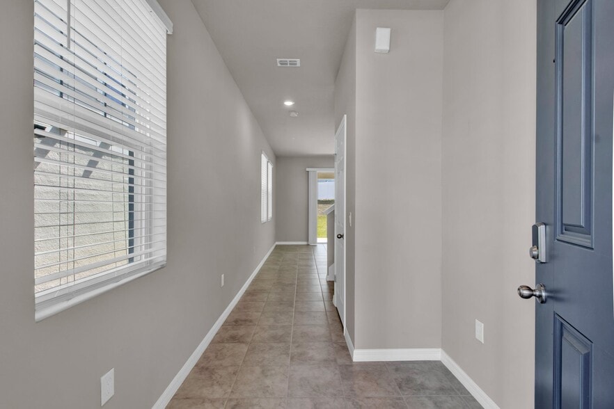 Building Photo - 2447 Gold Dust Dr