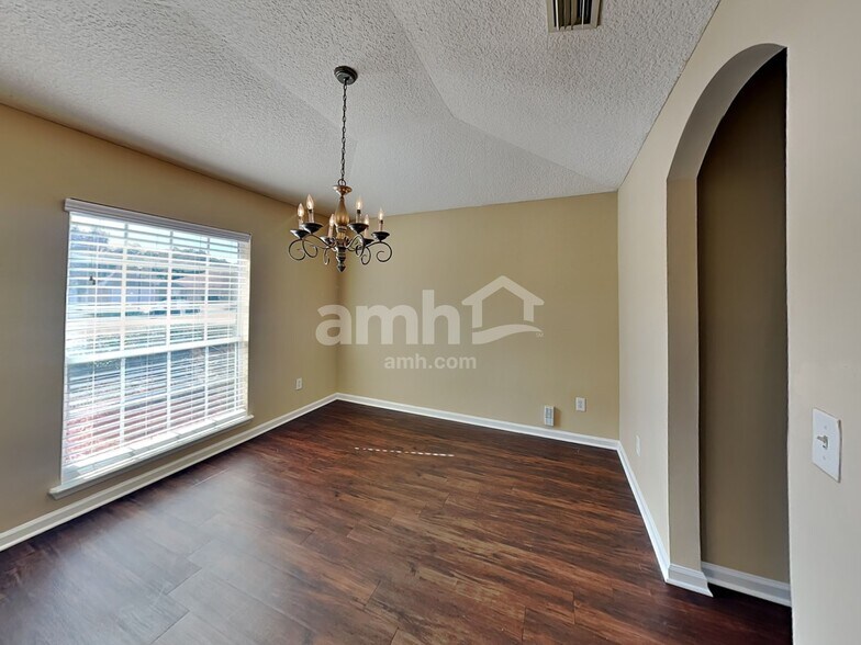 Building Photo - 9215 Hawks Haven Ct