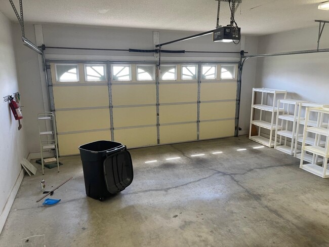 Building Photo - 10401 Whispering Pine Ln