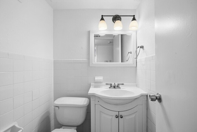 Building Photo - 2729 Hurstview Dr