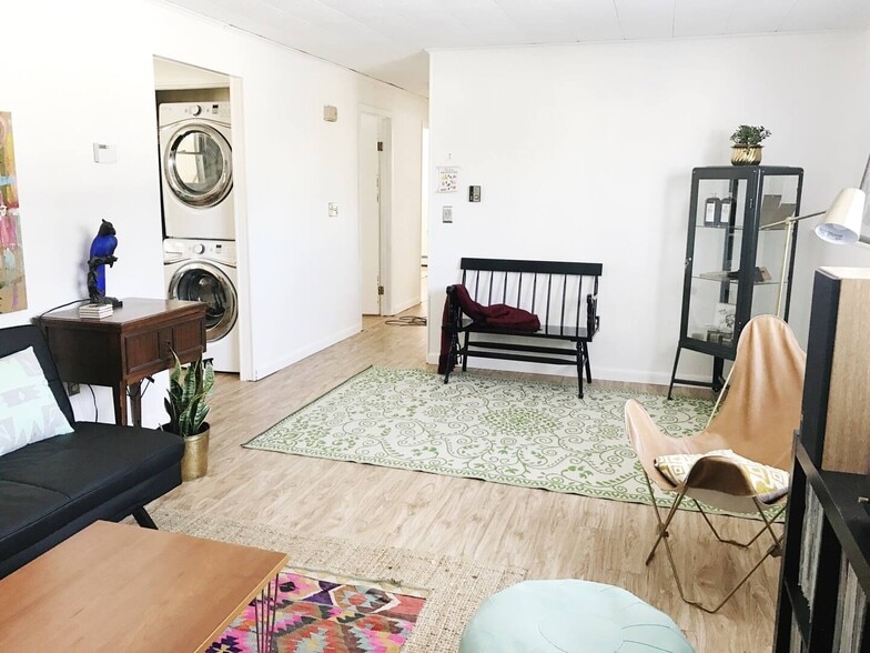 Building Photo - 367 Belwood Ave