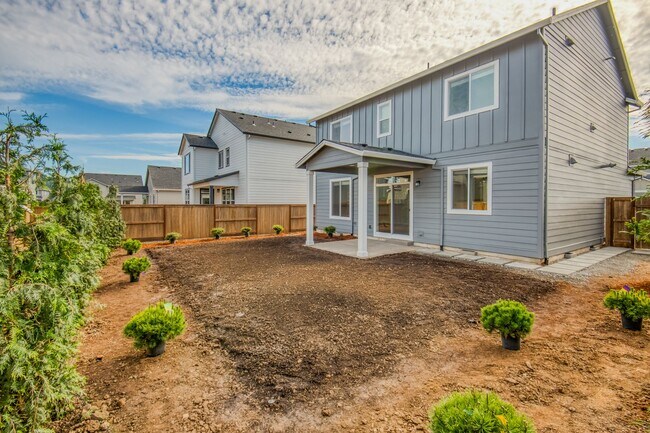 Building Photo - Brand New & Beautiful 2025 Holt Home !  Wa...