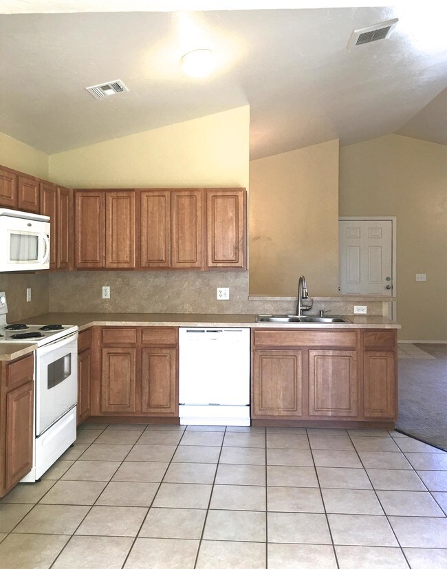 Building Photo - 2808 NW 187th Terrace