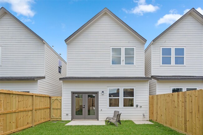 Building Photo - 7228 Avenue B