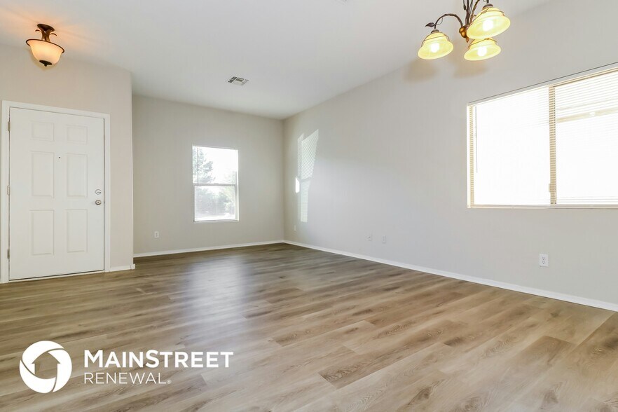 Building Photo - 15951 N 173rd Ave