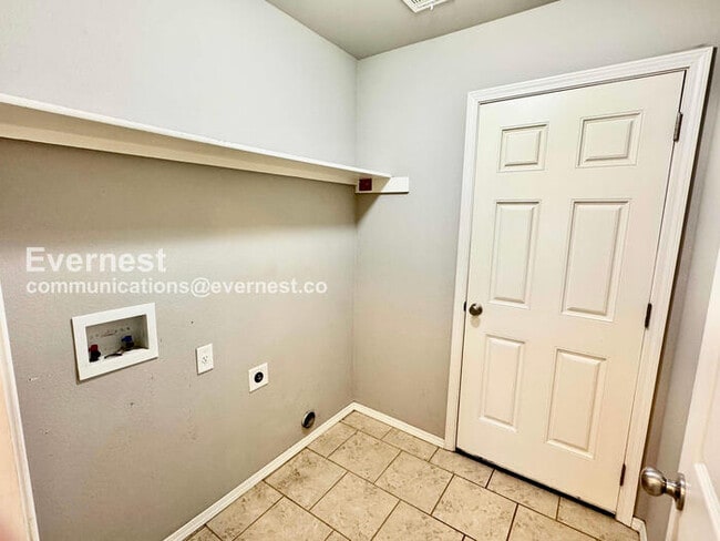 Building Photo - 6707 N 128th E Ave