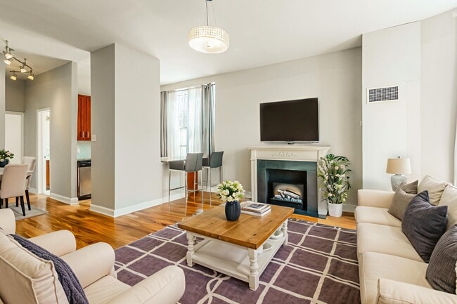 Building Photo - 333 2nd St NE