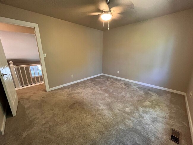 Building Photo - Fantastic Home in Central Fort Collins