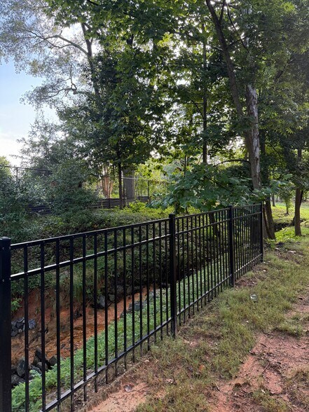 Building Photo - 63 Millside Cir
