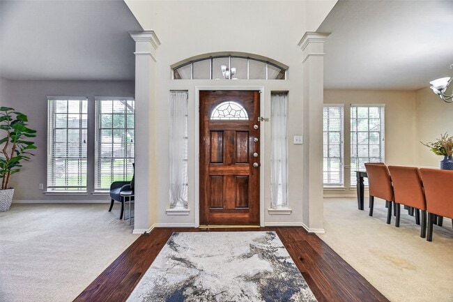 Building Photo - 5911 Indian Hills Ln