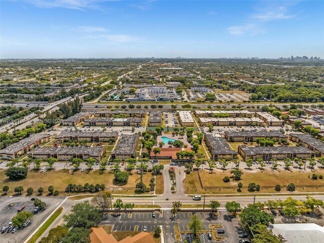 Building Photo - 2830 NW 55th Ave
