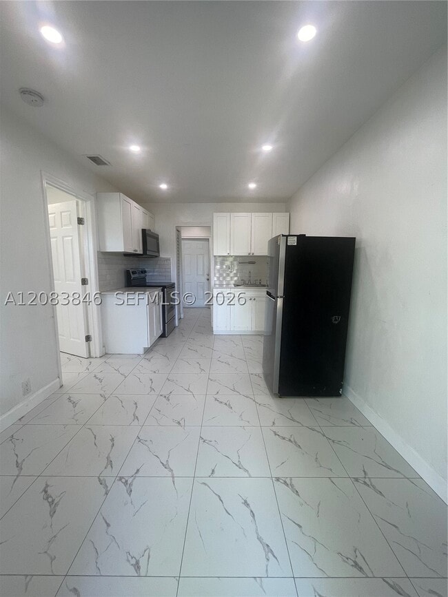 Building Photo - 26741 SW 139th Ave
