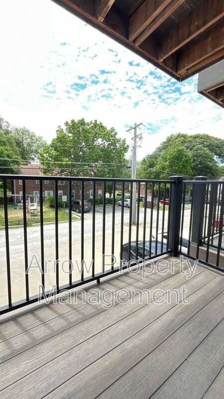 Building Photo - 3405 Holdrege St