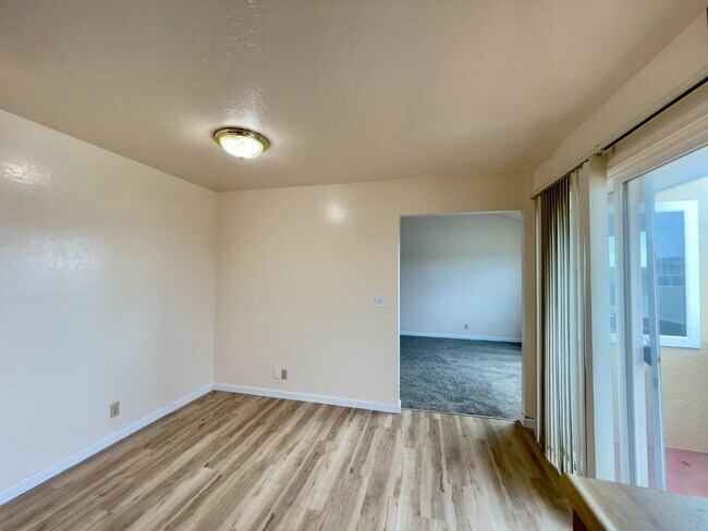 Building Photo - 1625 Palmetto Ave