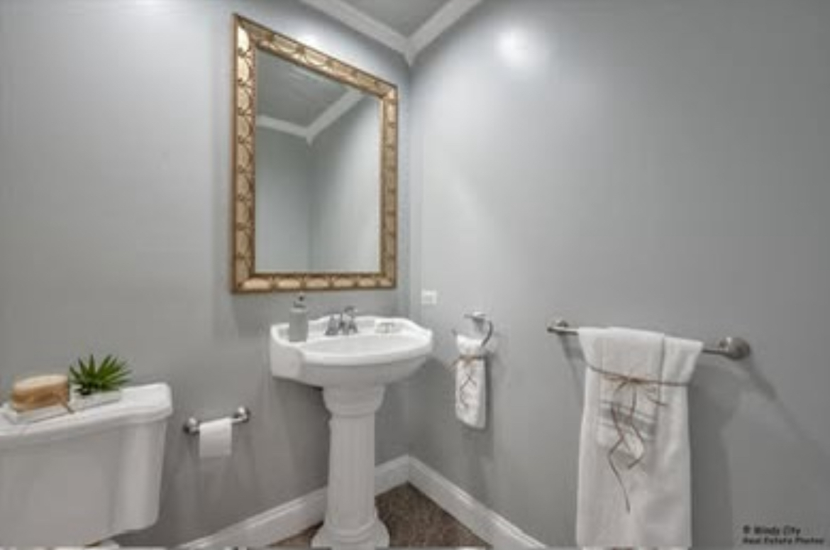 Building Photo - 510 Shorely Dr