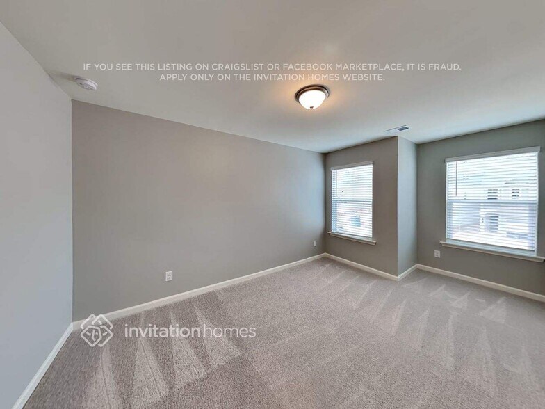Building Photo - 131 Webster Cir