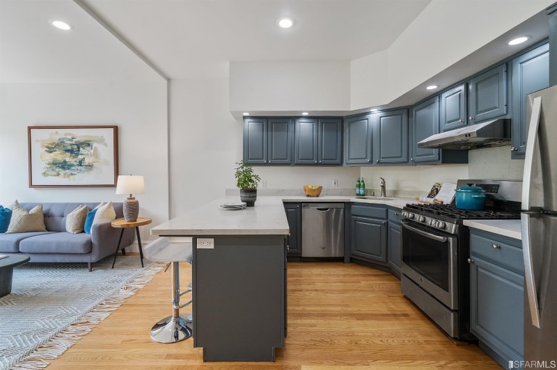 Building Photo - 3177 California St