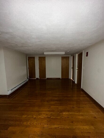 Building Photo - 1110 Commonwealth Ave