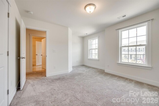 Building Photo - 1540 Striped Bass Ln