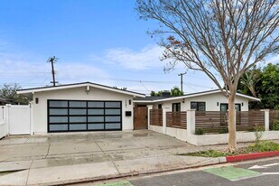 Building Photo - 1581 Baker St