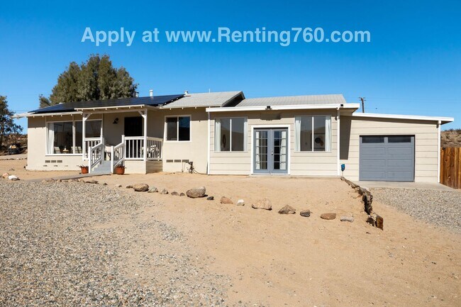Building Photo - Lovely 3 Bed Home With Solar Panels!