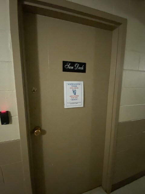 Building Photo - 3550 N Lake Shore Dr