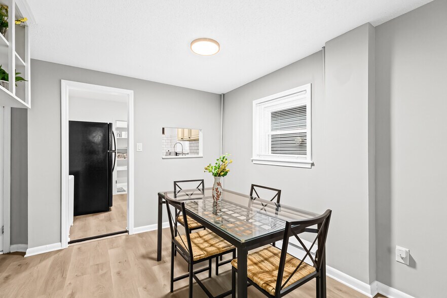 Building Photo - 23080 Stauber Ave