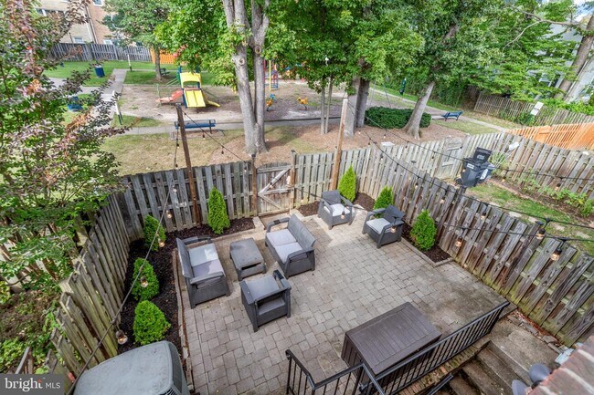 Building Photo - 9106 Suede Ct