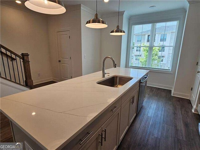 Building Photo - 4247 Millcroft Pl