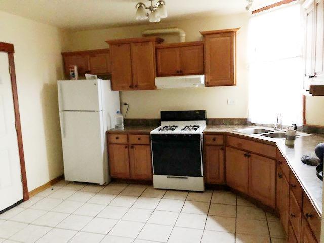 Primary Photo - 712 N Drake Ave