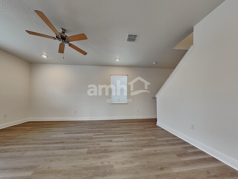 Building Photo - 6741 Atlantic Bch Ave