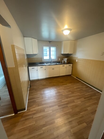 Building Photo - 80 Haller Ave