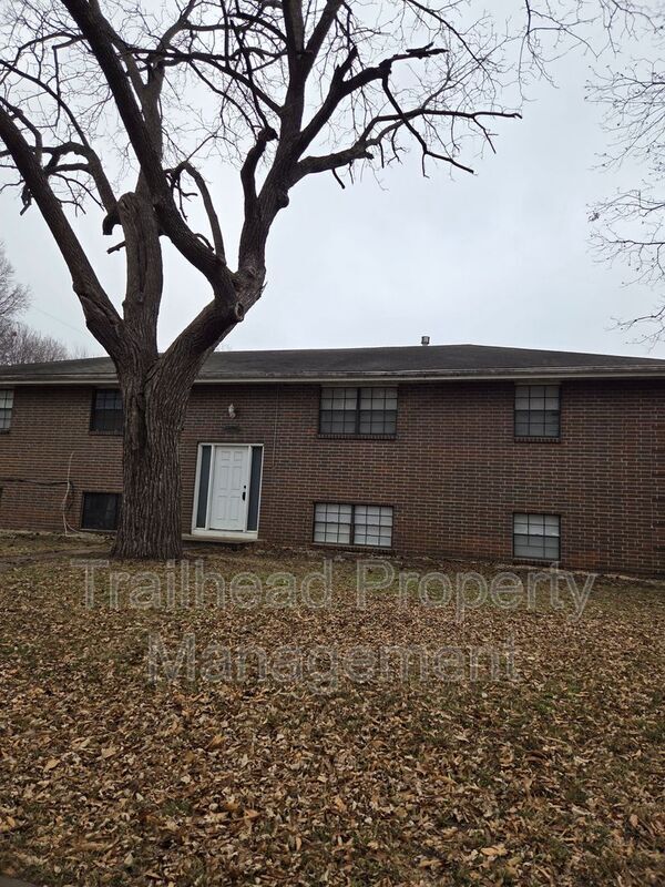 Building Photo - 13121 6 St