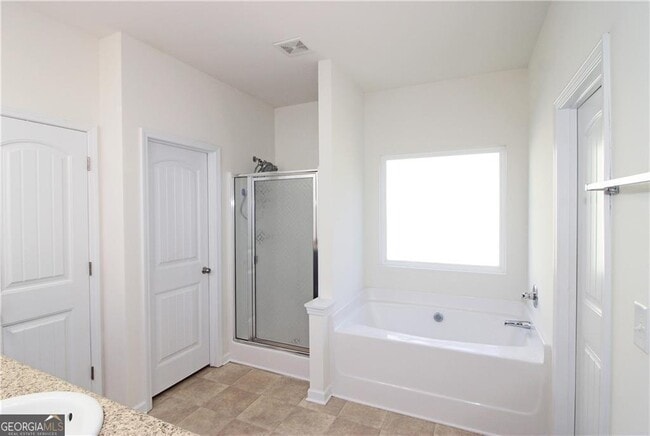 Building Photo - 1390 Napa Valley Dr SW