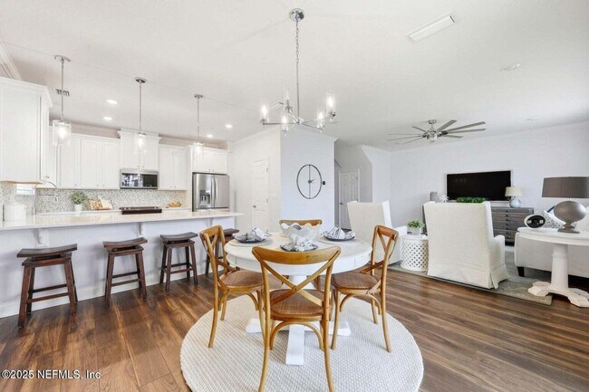 Building Photo - 251 Rambling Brk Trl