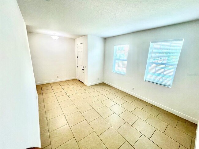 Building Photo - 3333 Wauseon Dr