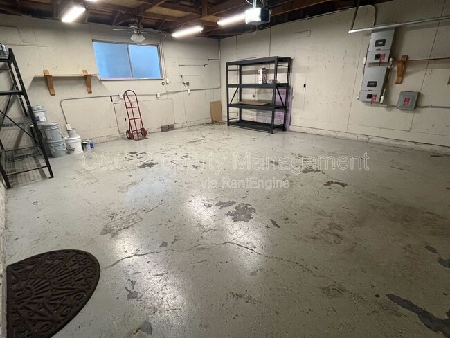 Building Photo - 212 Derecho Way