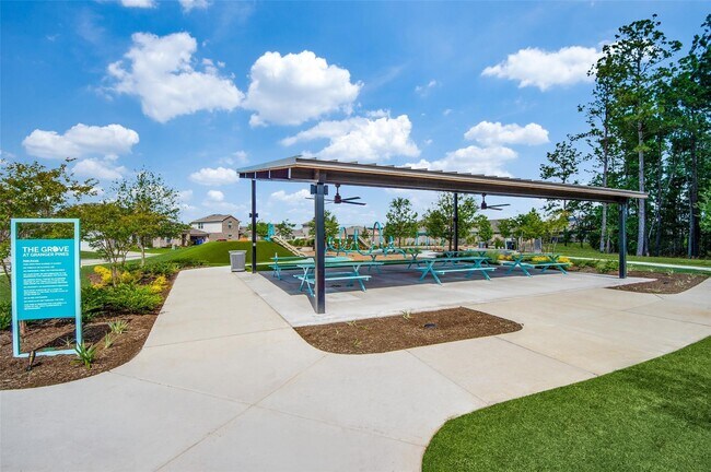 Building Photo - 16617 Olivewood Ln