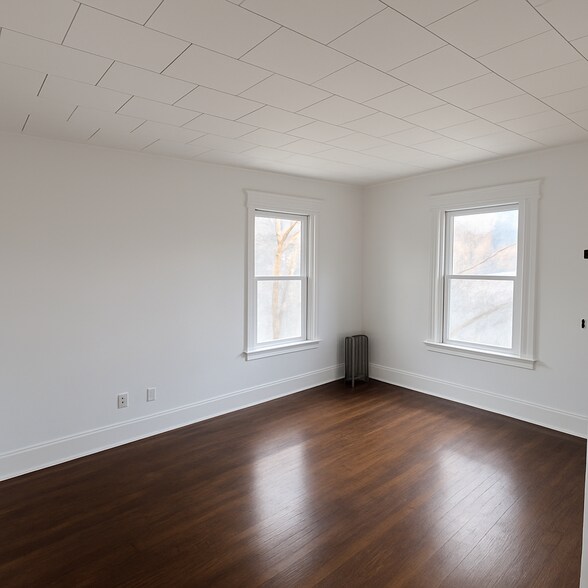 Building Photo - 61 Kimberly Ave