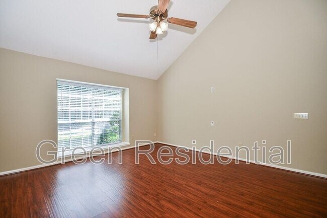 Building Photo - 4919 Cotter Lake Dr