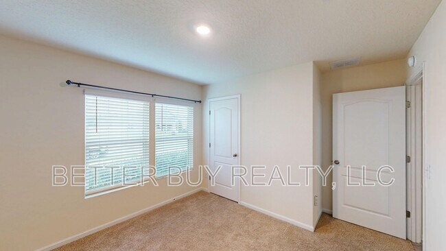 Building Photo - 107 Rivertown Rd
