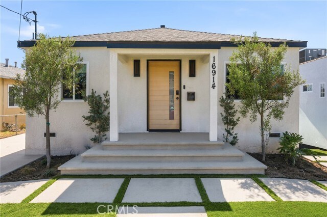 Building Photo - 16914 S Hobart Blvd