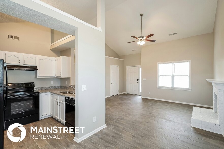 Building Photo - 4113 Regency Dr