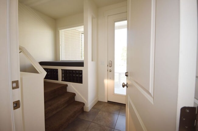 Building Photo - 4517 Daybreak Rim Way