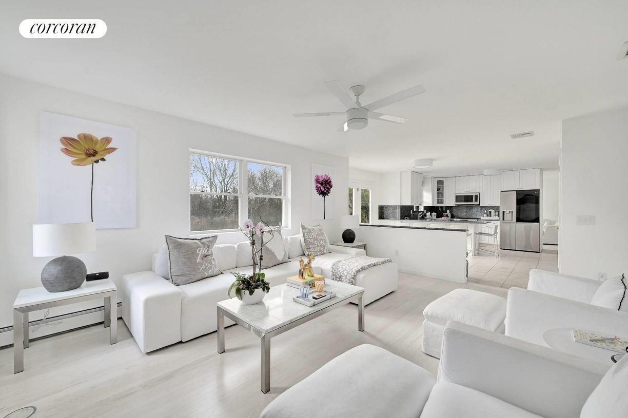 Building Photo - 167 Tuckahoe Ln