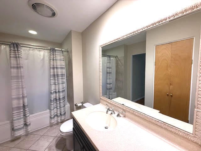 Building Photo - 810 S Edgewood Ln